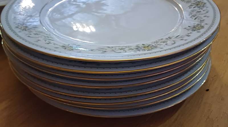 NORITAKE Green Hill