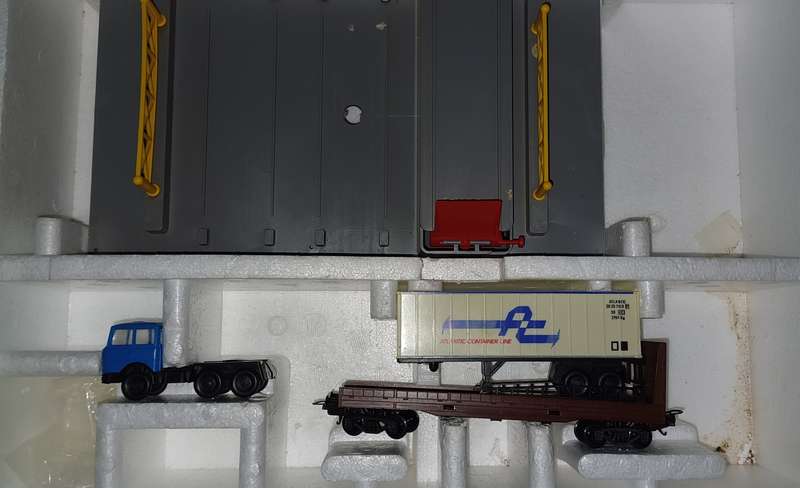Lima trains