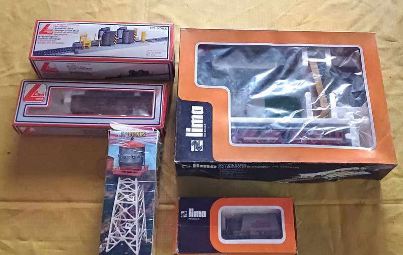 LIMA Trains