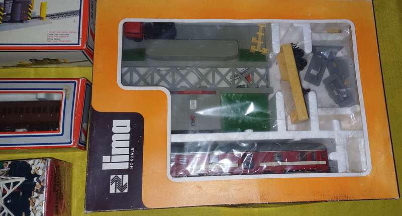 LIMA Trains