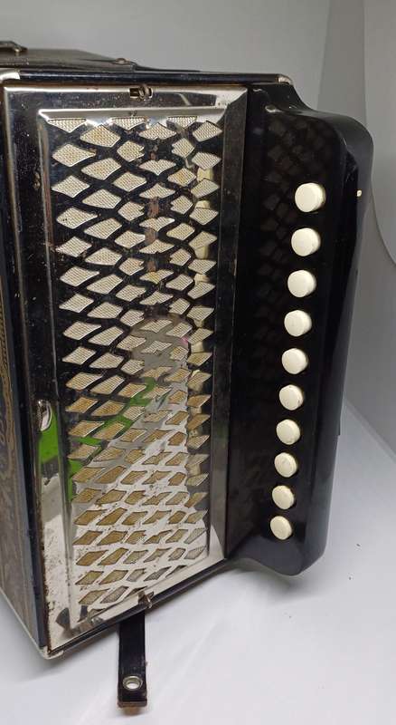 Hohner accordion