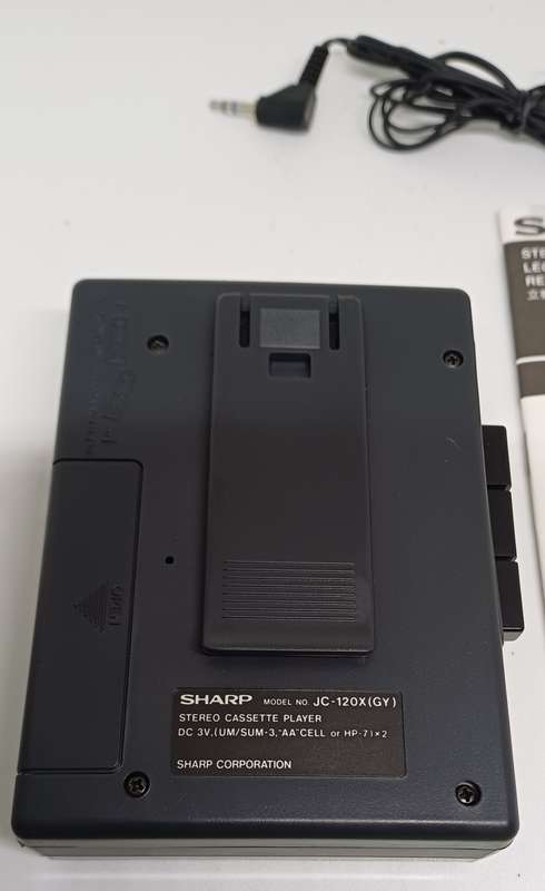 Sharp Stereo portable cassette player- walkman