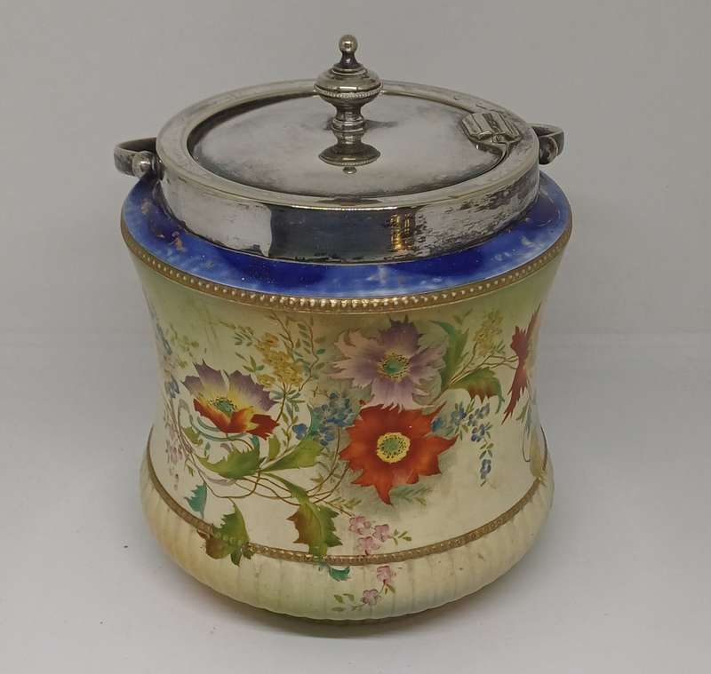 Carltonware  cookiejar