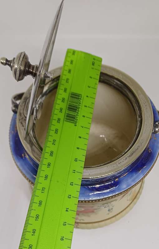 Carltonware  cookiejar