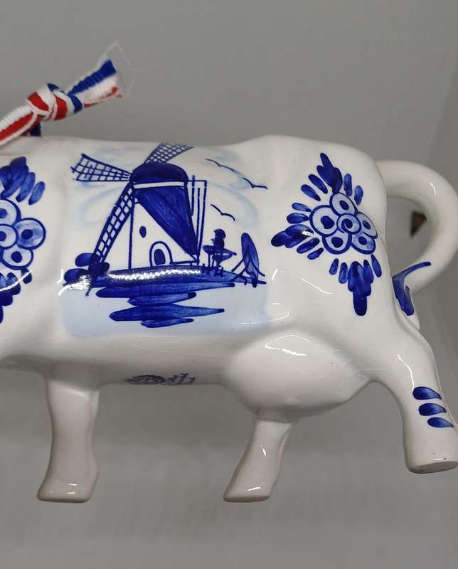 Delftware Cow Creamer - original box