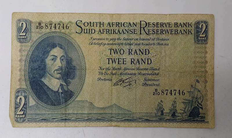 Old Two rand note