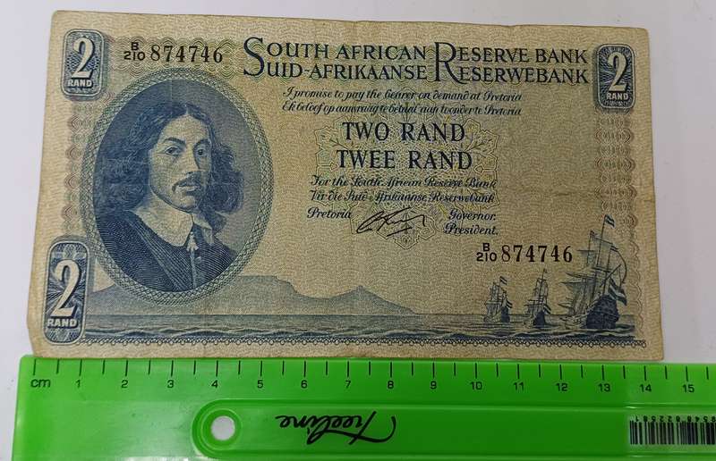 Old Two rand note