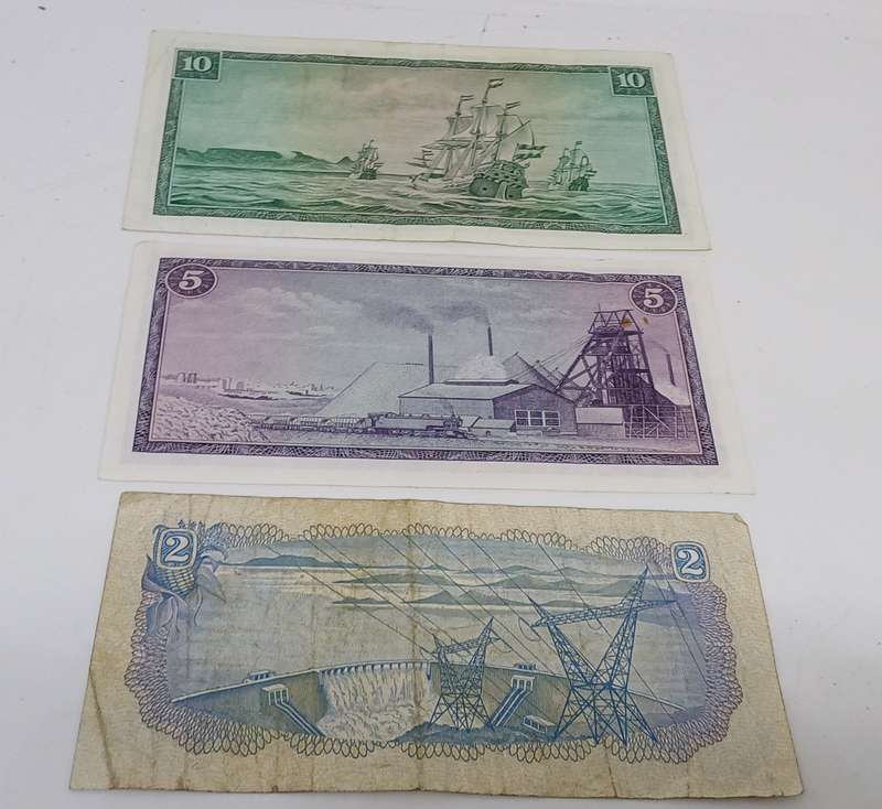Old South African banknotes
