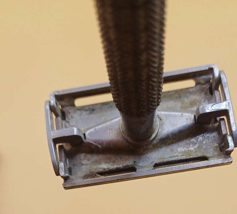 Two safety razors
