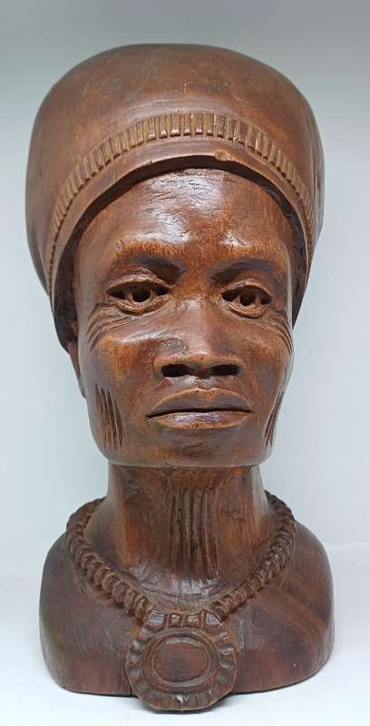 LARGE Hand carved African wooden Sculpture