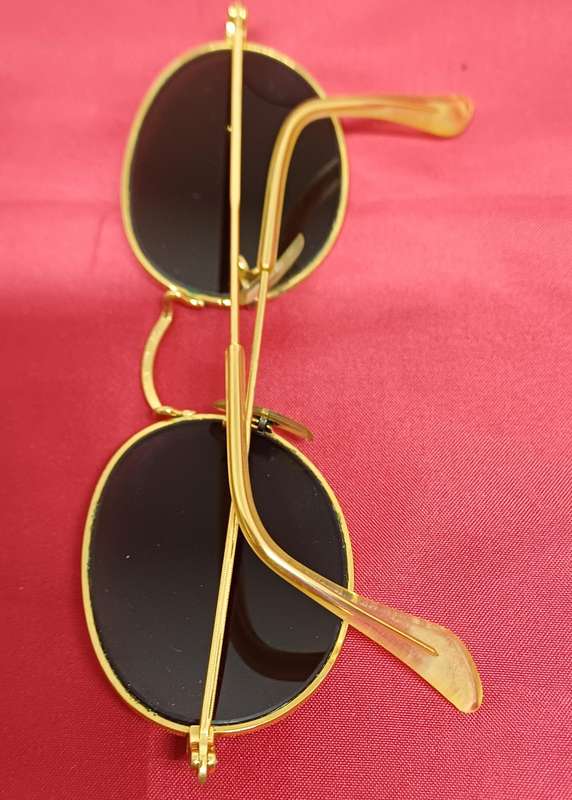 B & L  RAY-BAN USA