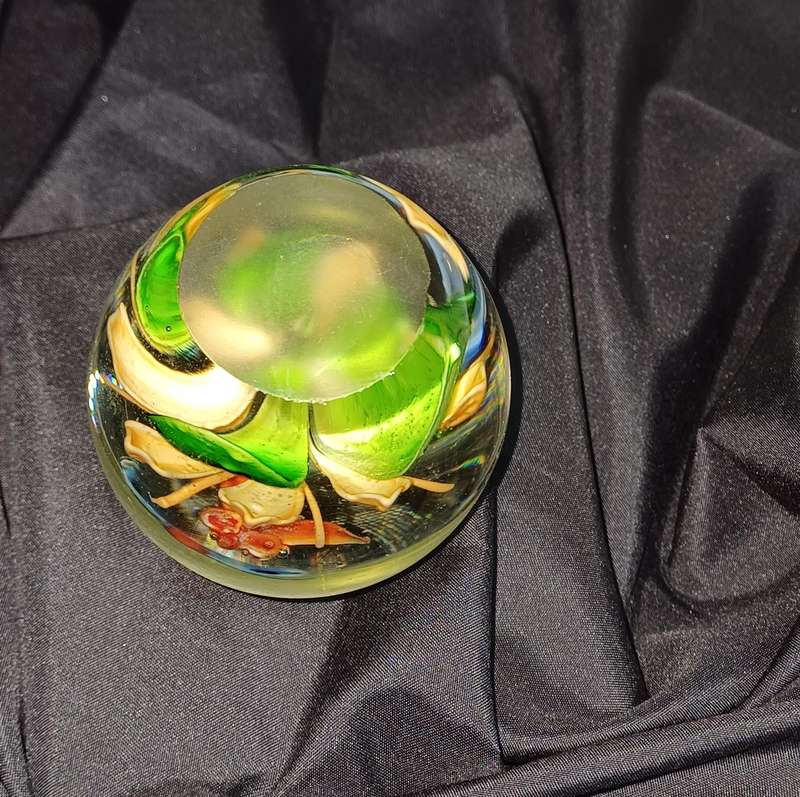 Paperweight