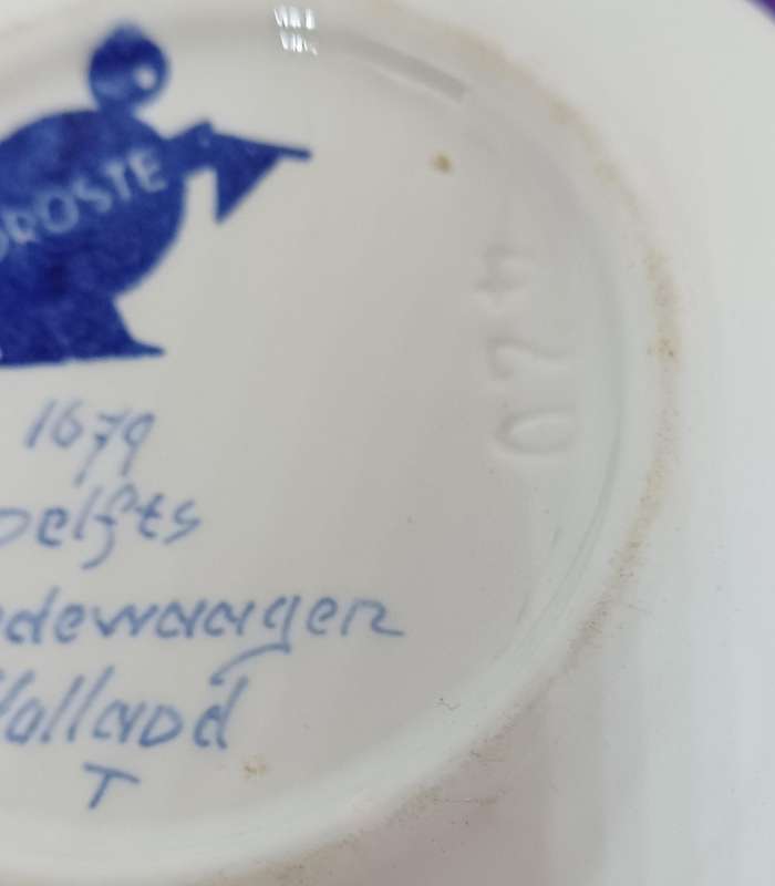 Delft Blue jar with lid