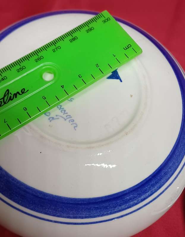 Delft Blue jar with lid