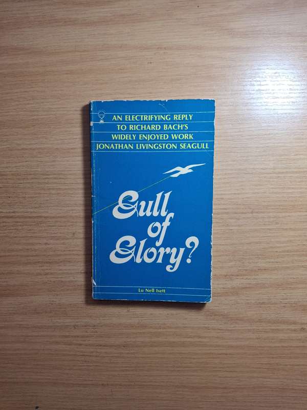Gull of Glory? by Lu Nell Isett