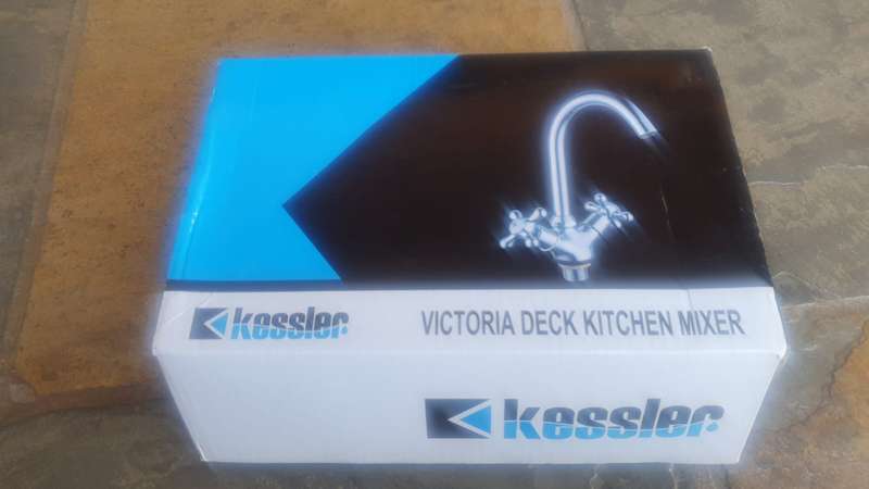 KITCHEN MIXER