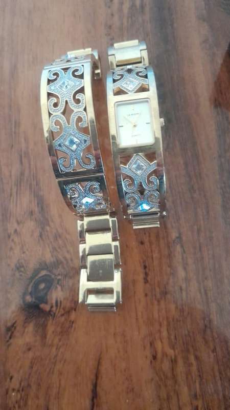 Galaxy & Co Watch and Bangle set Gold Plated