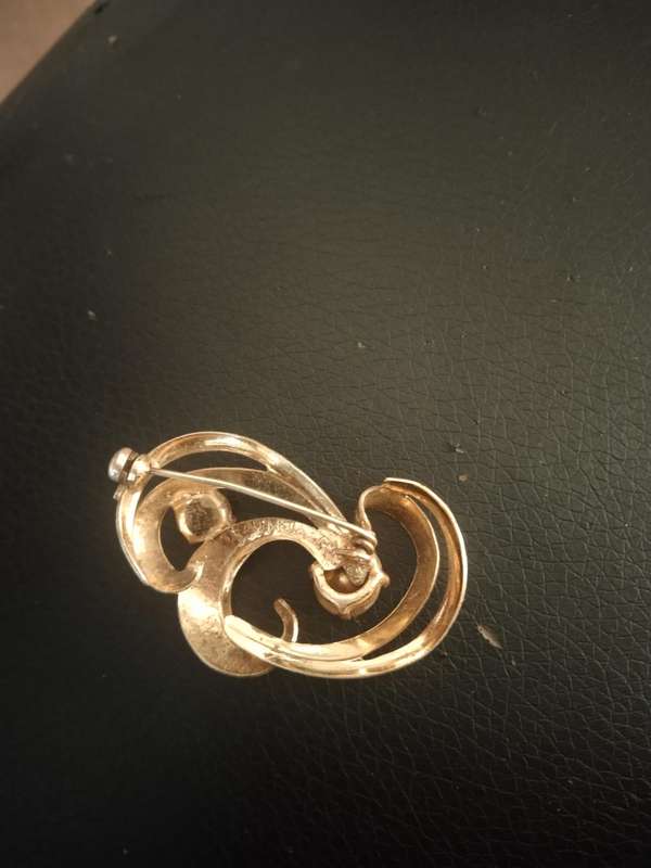Gold Plated Stunning Old Brooch
