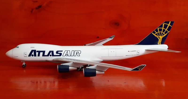 1/200 Atlas Air B747