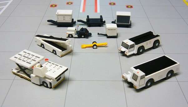 1/200 Gemini Jets Airport Equipment