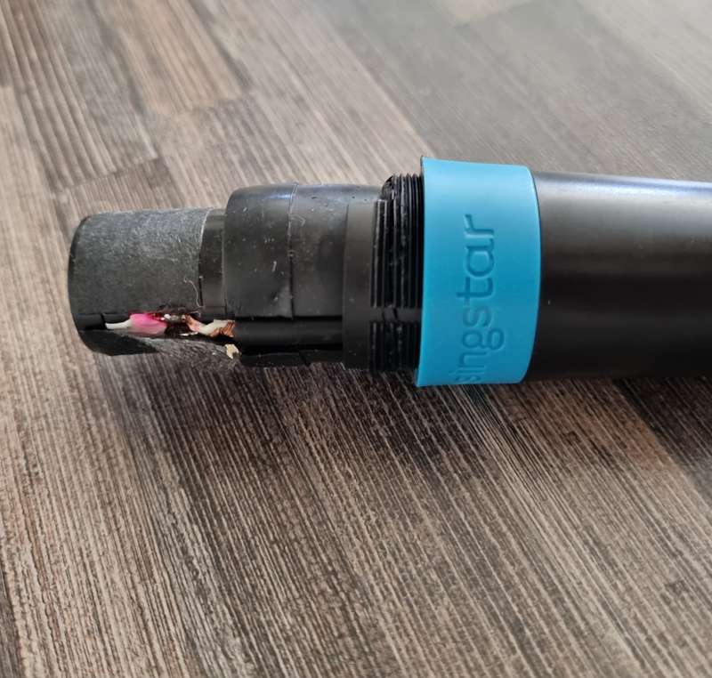 Blue Sing Star Mic for PS2 + PS3 - Untested