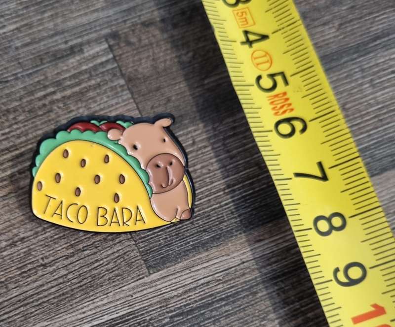 Taco Bara Enamel Pin