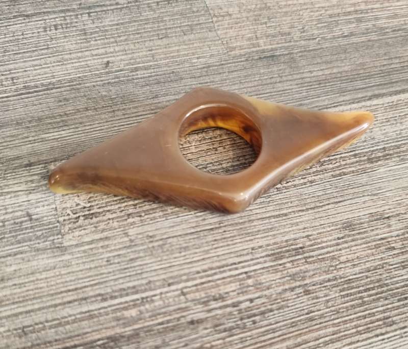 Brown Resin Thumb Page Holder