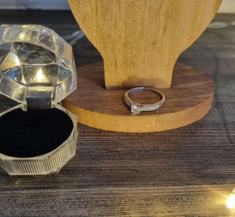 925 Sterling Silver Ring - Size Q