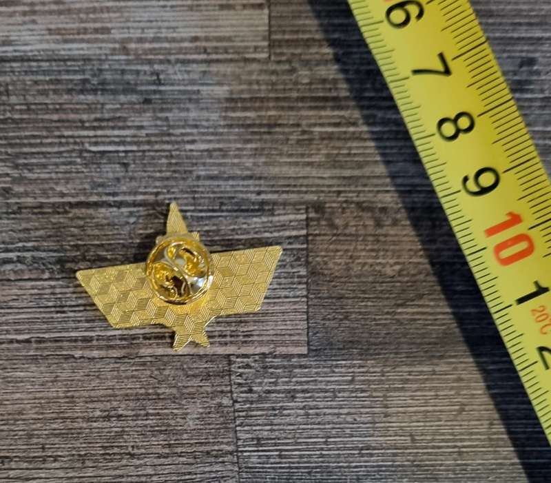 Top Gun Enamel Pin