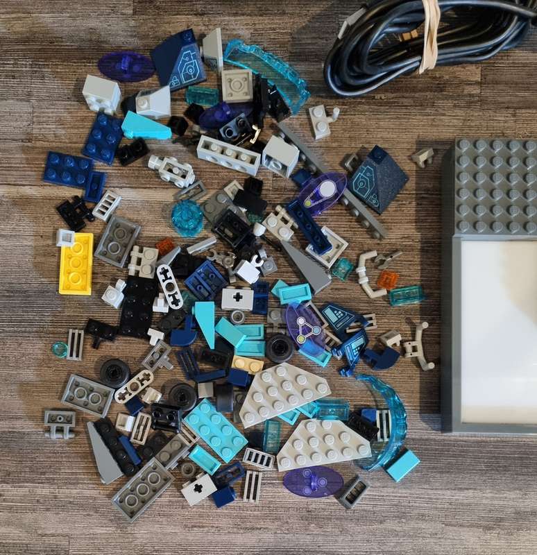 Lego Dimensions Portal + Pieces for PS3 / PS4