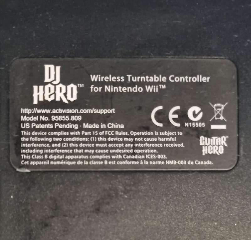 DJ Hero Board + Game for Nintendo Wii