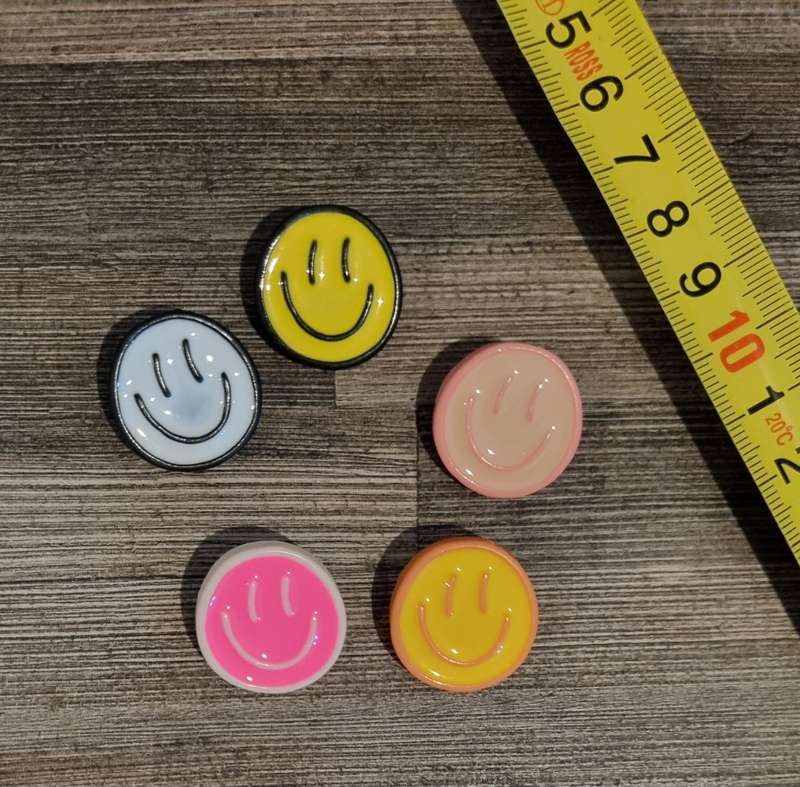 Smiley Face Pin Set