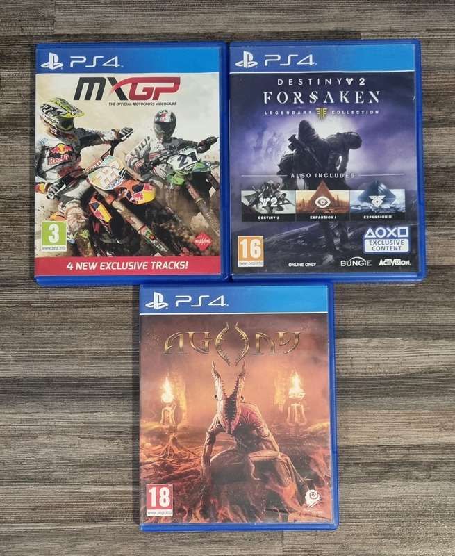 PS4 Slim 1TB Console Bundle