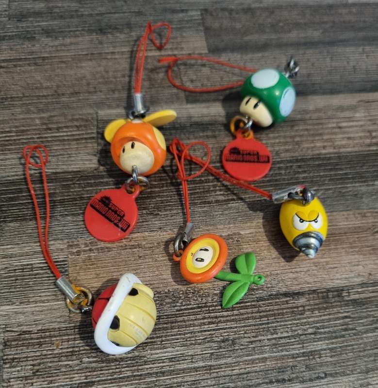 Super Mario Bros Charms