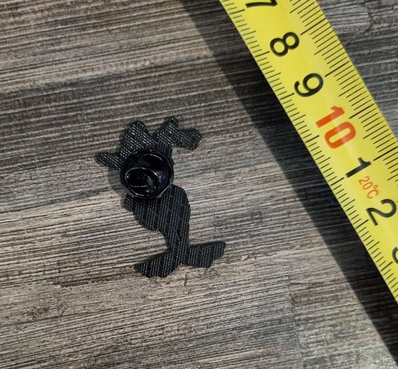 Daffy Duck Enamel Pin