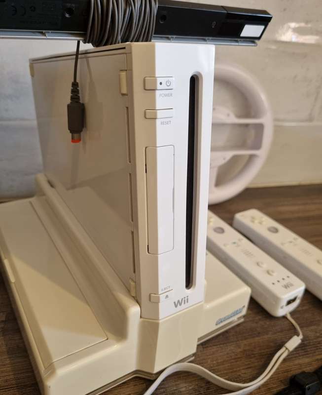 Nintendo Wii Console + 2 Controllers Bundle