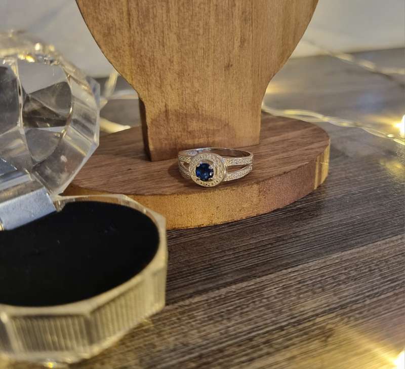 925 Sterling Silver Ring - size T
