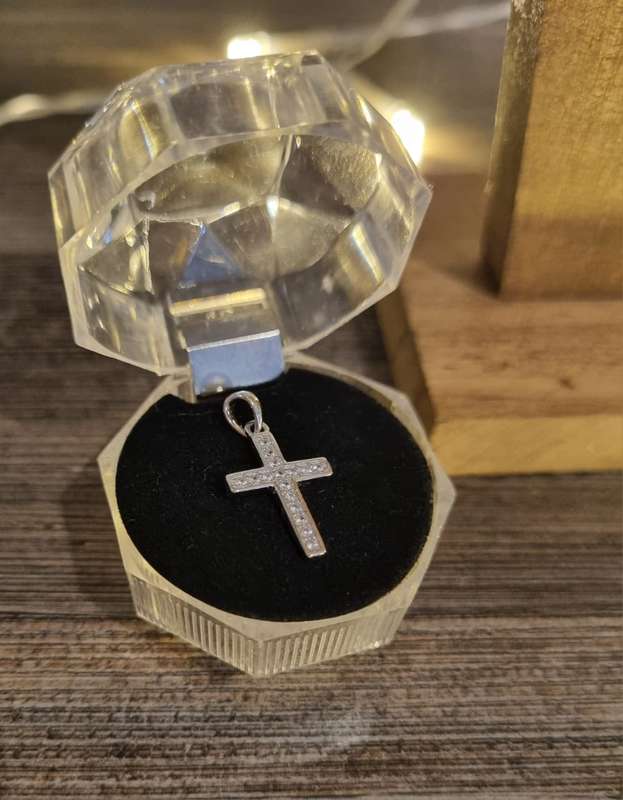 925 Sterling Silver Cross Pendant