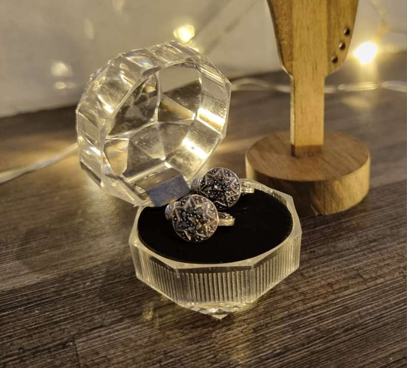 800 Continental Silver Clip On Earrings