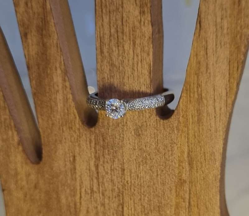 925 Sterling Silver Ring - Size Q