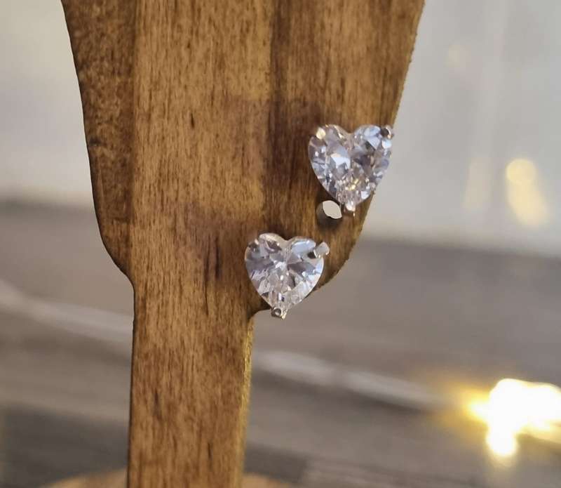 New 925 Sterling Silver Heart Studs