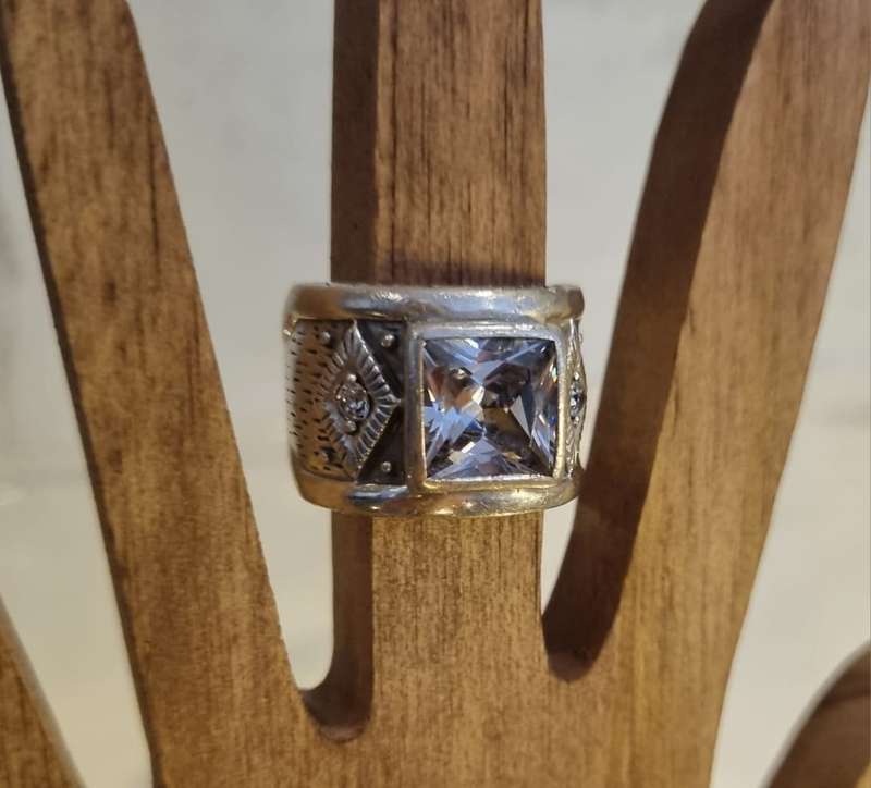 925 Sterling Silver Ring - Size O