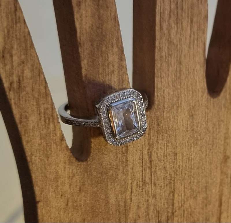 925 Sterling Silver Ring - Size L