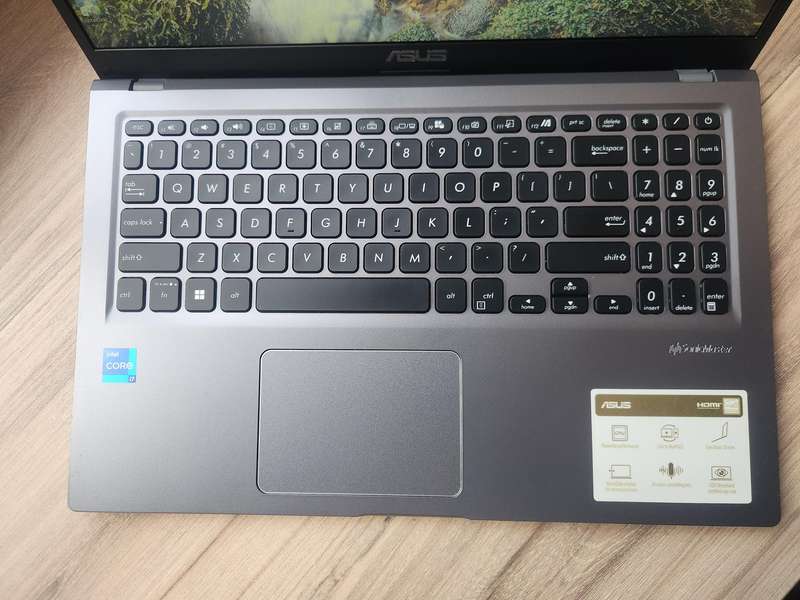 Asus Vivobook X515EA Intel Core I7 11th Gen + Free Laptop Bag