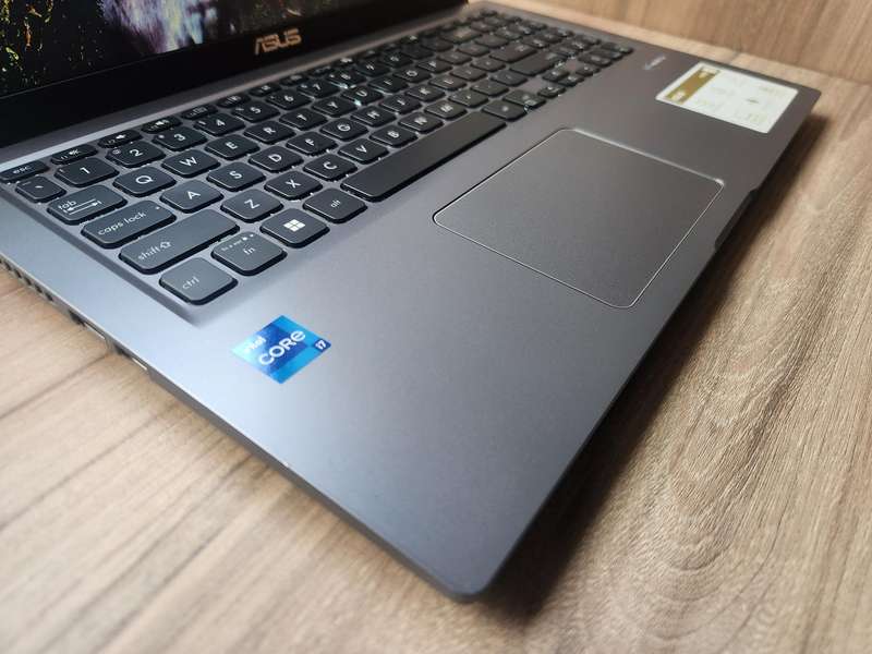 Asus Vivobook X515EA Intel Core I7 11th Gen + Free Laptop Bag