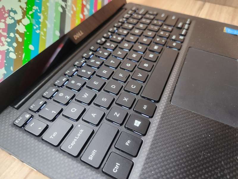 Dell XPS 13 9343 (Touchscreen) Intel Core  i7 + Free Laptop Bag