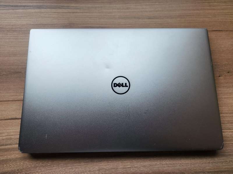 Dell XPS 13 9343 (Touchscreen) Intel Core  i7 + Free Laptop Bag
