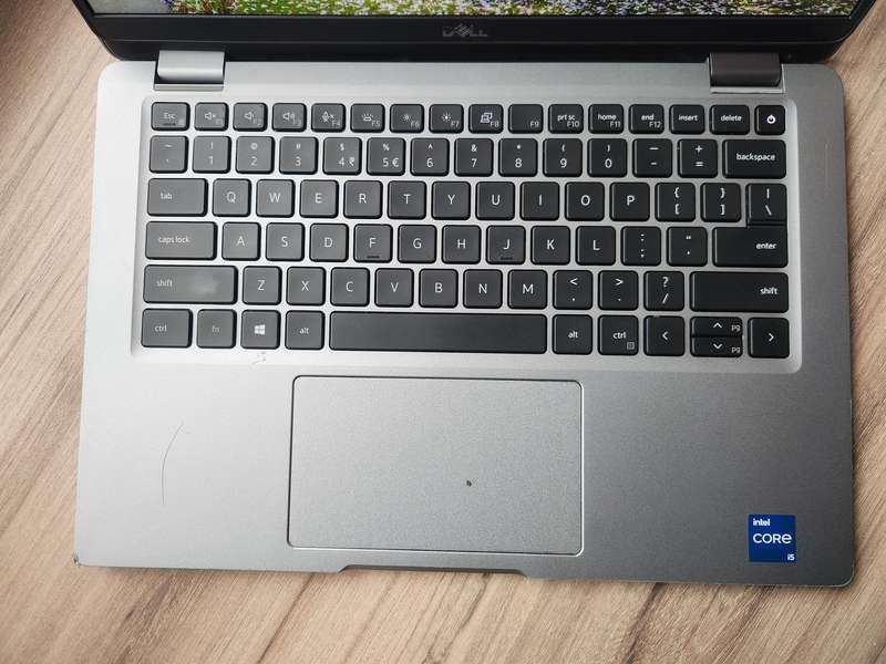 Dell Latitude 5320 Intel i5 11TH Gen + Free Laptop Bag