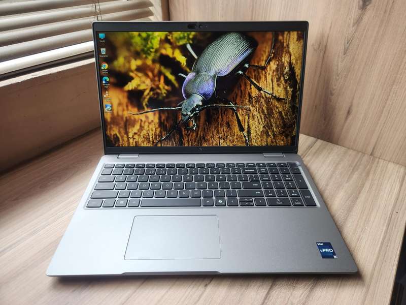Dell Latitude 5550 Intel Core i5 13th Gen + Free Laptop Bag