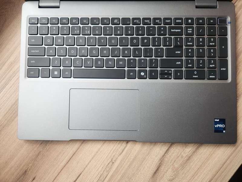 Dell Latitude 5550 Intel Core i5 13th Gen + Free Laptop Bag
